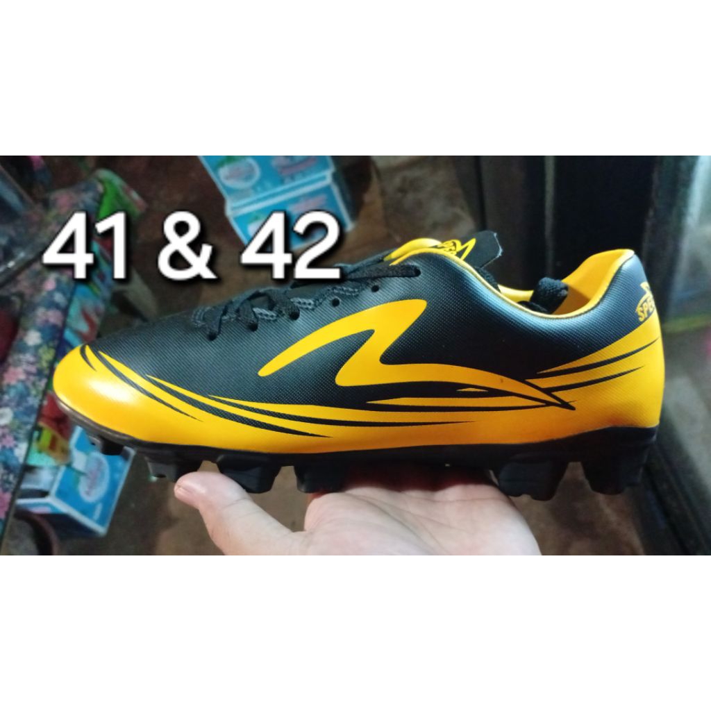 sepatu bola specs sparta size 42