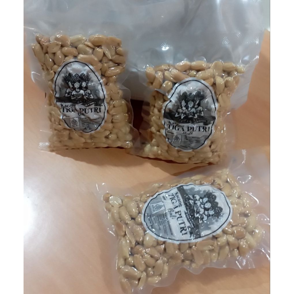 

Oleh Oleh Bali Kacang Kapri Besar Tiga Putri Bali Vakum 300 gr
