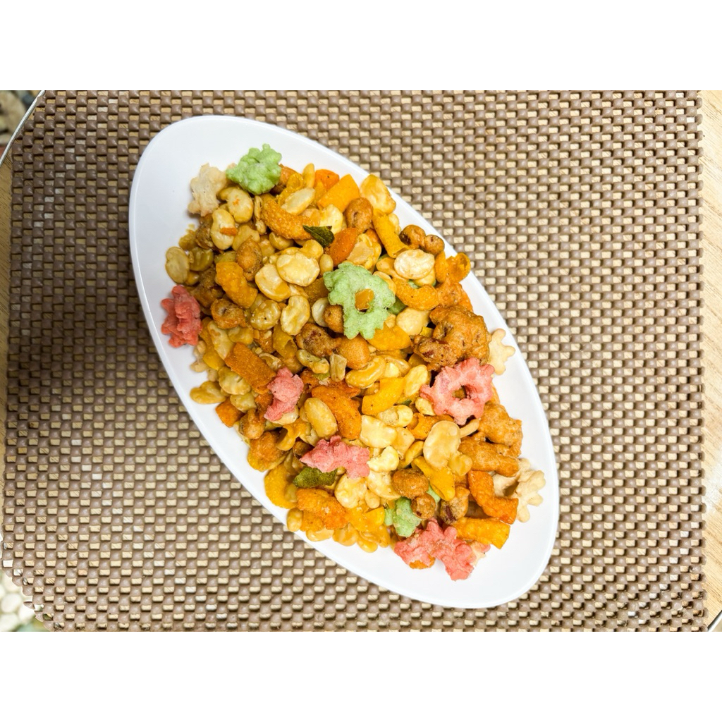 

QQ cemilan Mix pouch