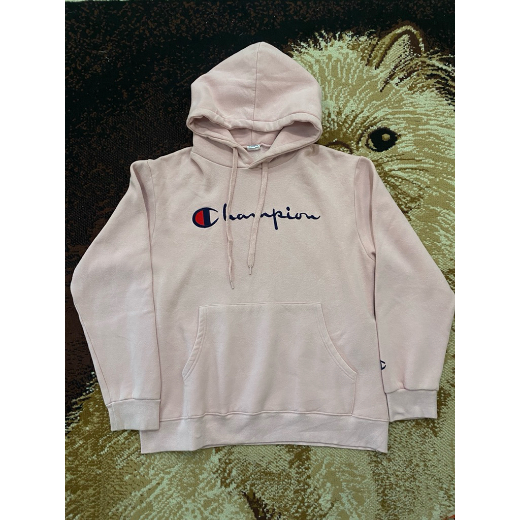 Hodie Champion Vintage