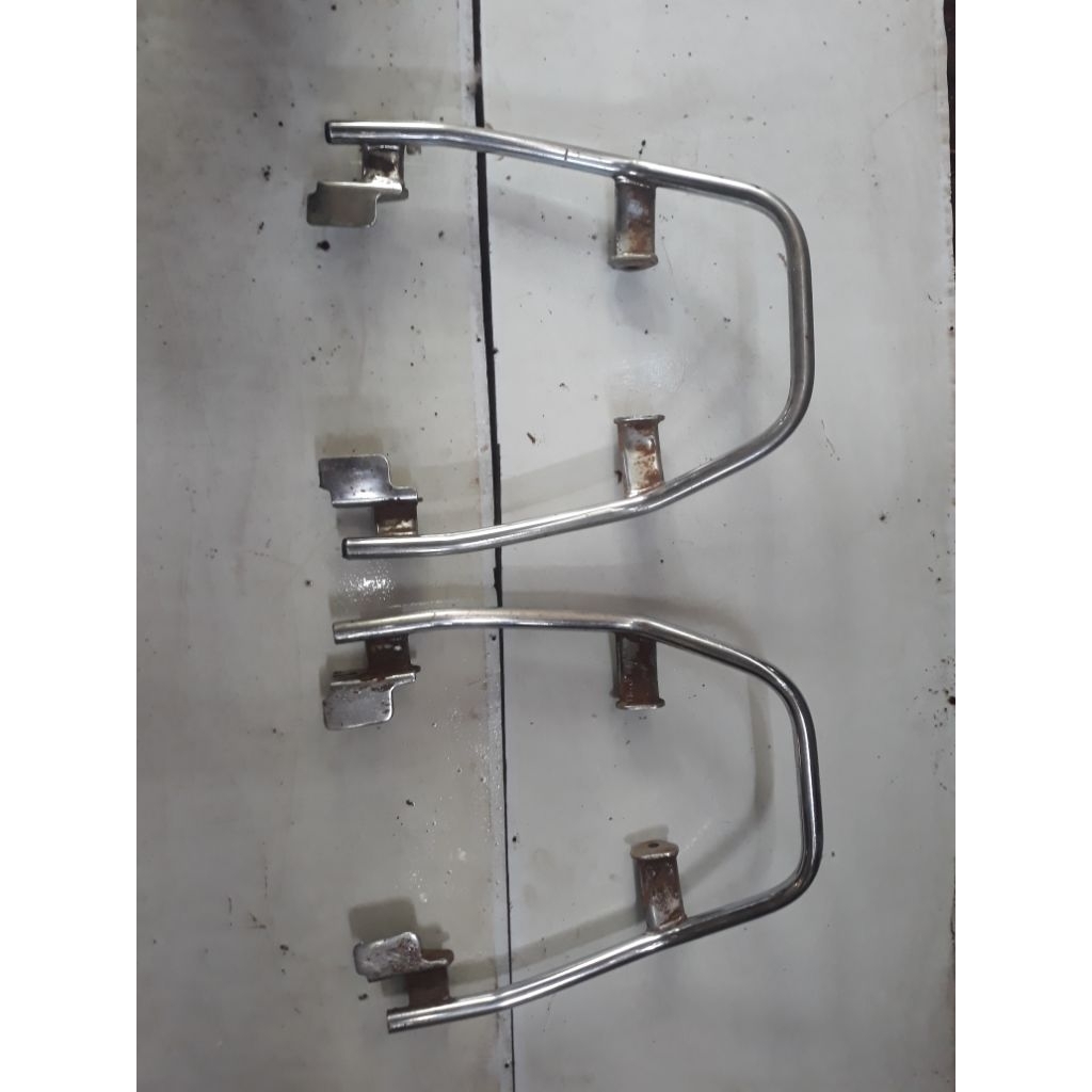 behel belakang planger suzuki smash 110 ori second