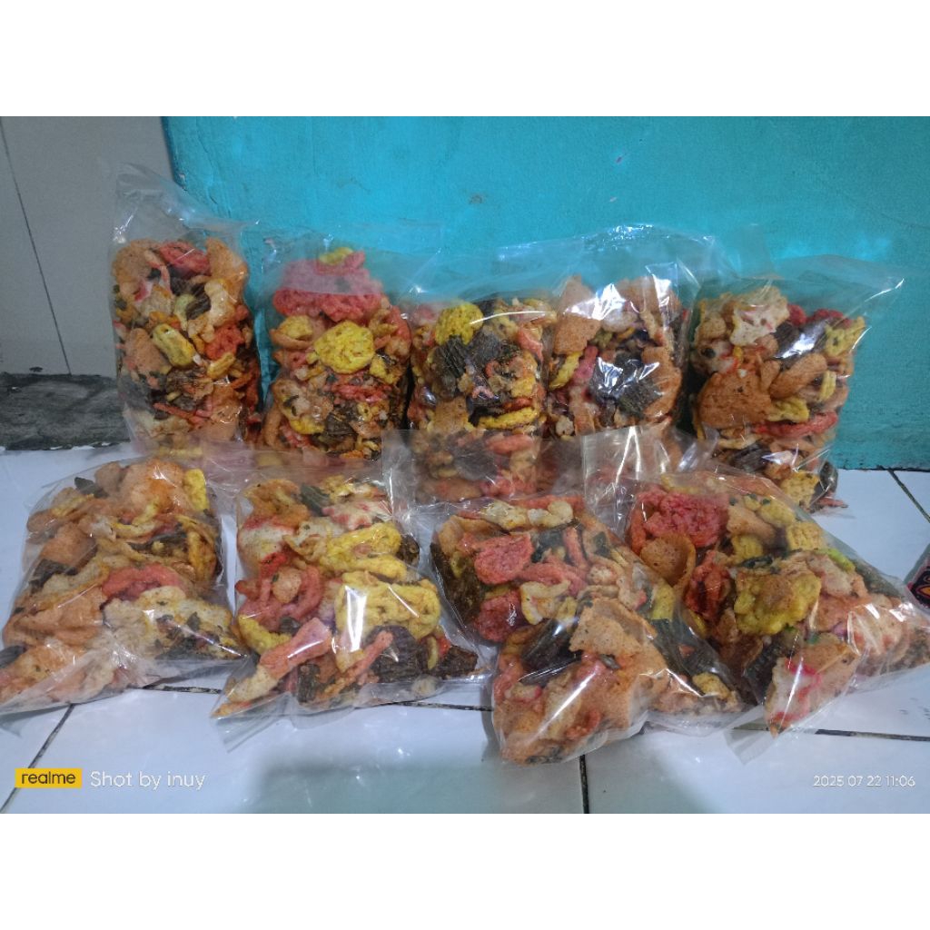 

250 gram aneka kerupuk mekar campur campur