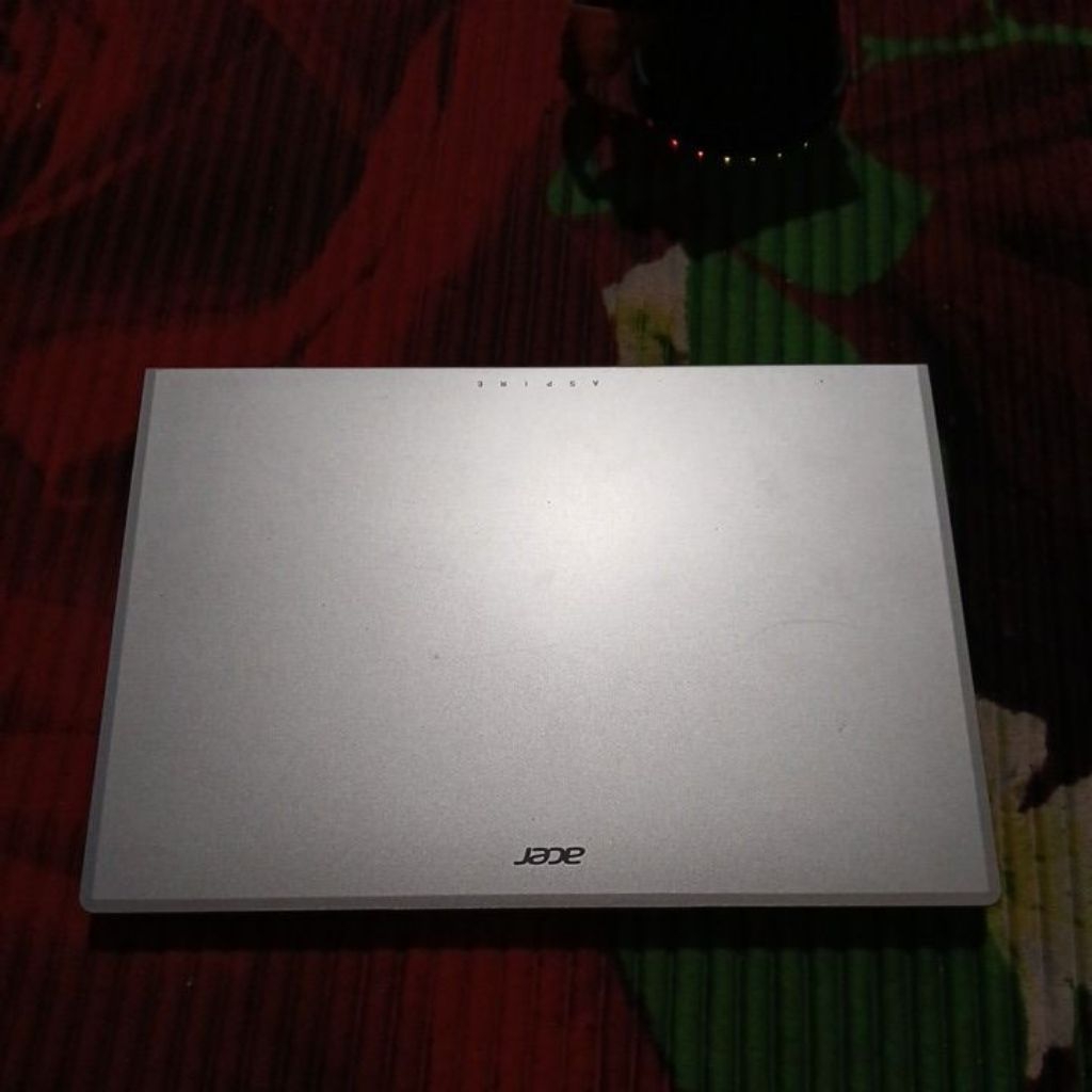 LAPTOP ACER BEKAS