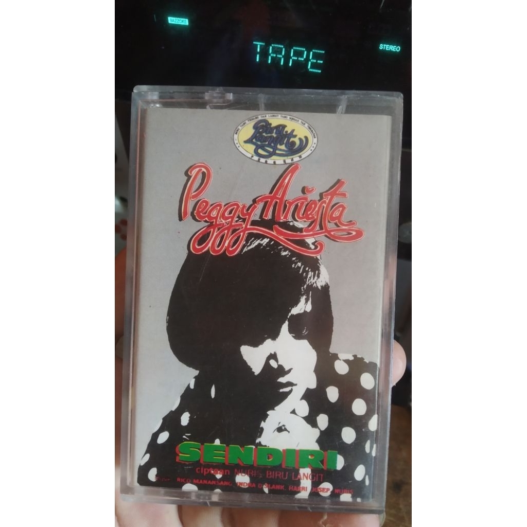 kaset pita peggy ariesta-sendiri