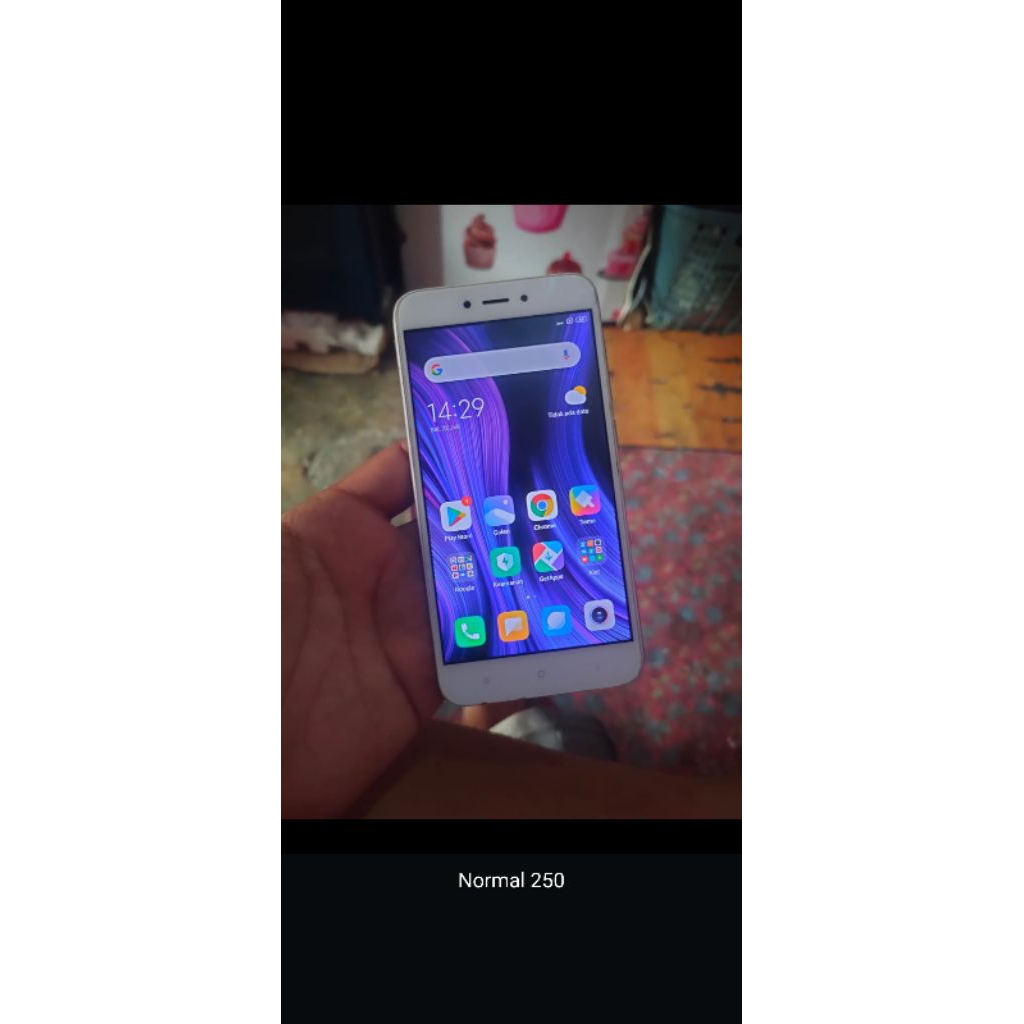 lcd xiomi redmi 5a ori copota. normal....