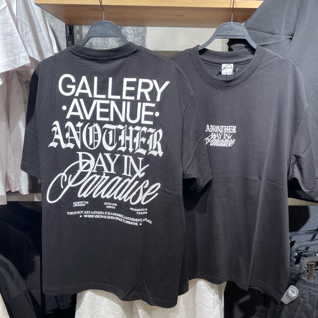 Kaus T-shirt BERSHKA MEN Jastip (jasa titip)