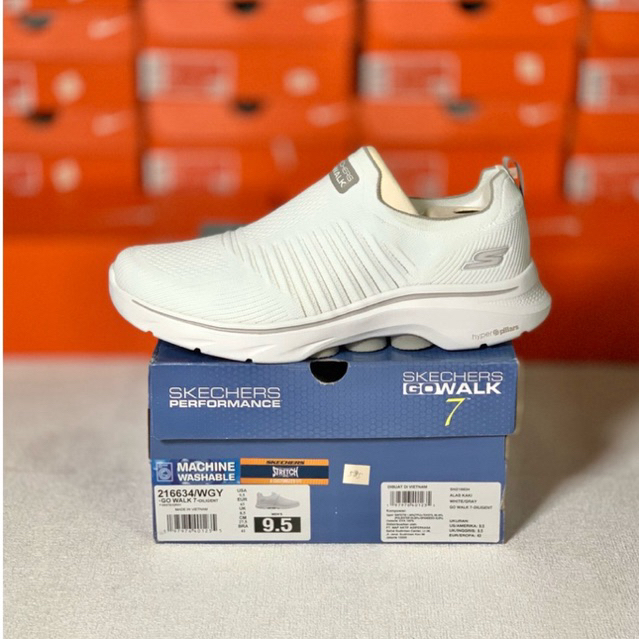 SEPATU PUTIH SLIP ON SKECHERS GO WALK 7 WHITE ORIGINAL (216634/WGY)