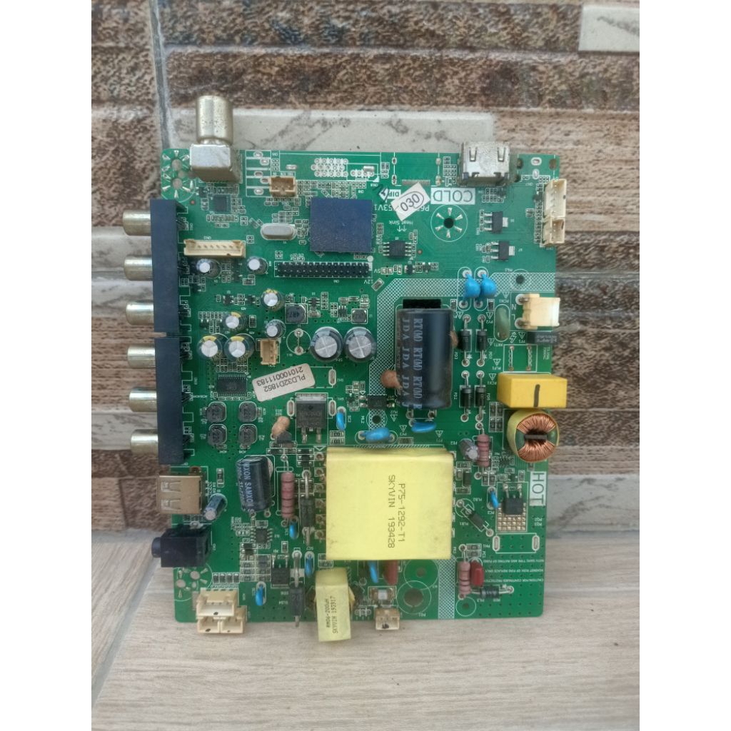 MB tv Polytron pld32d1852