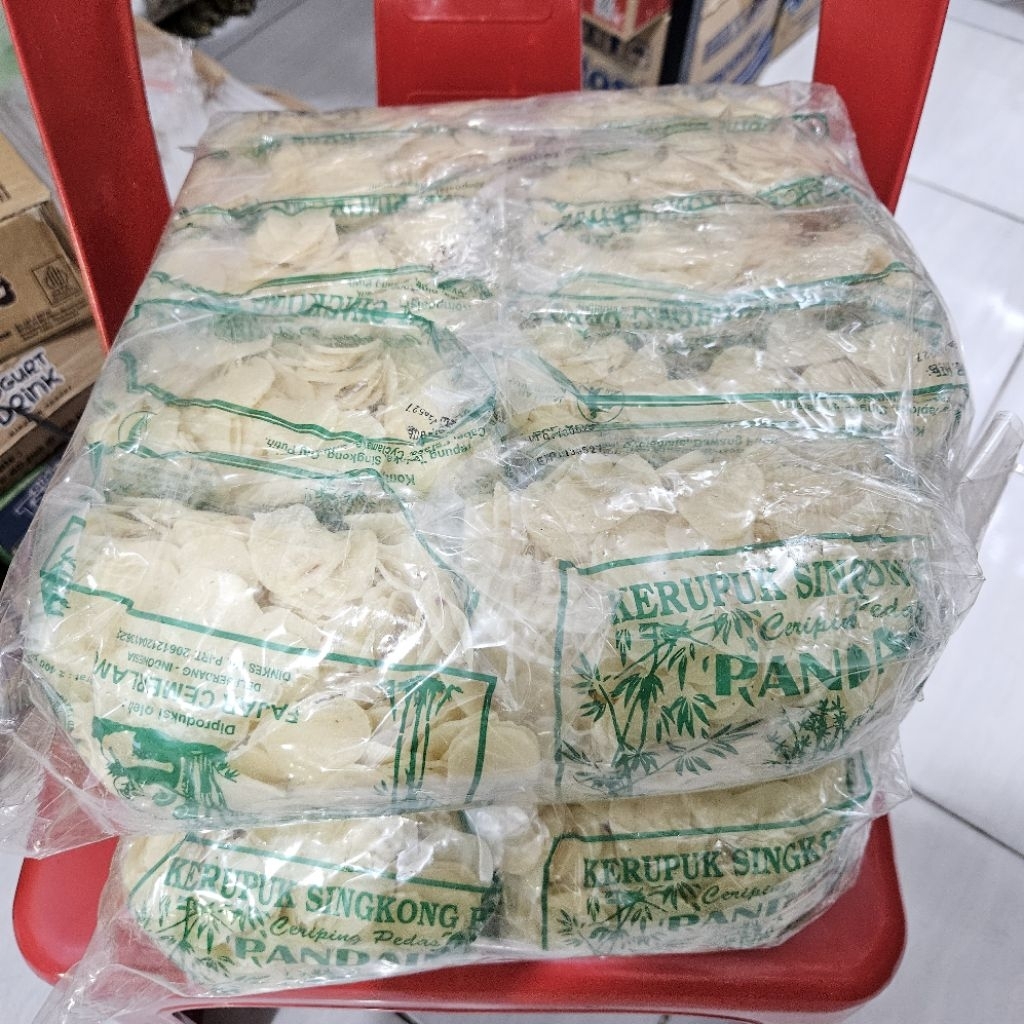 

1 Ball Kerupuk Ceriping Singkong Pedas 400gr