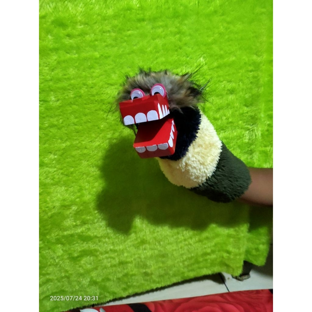 Mainan Boneka Tangan Model Barongan / Mainan anak