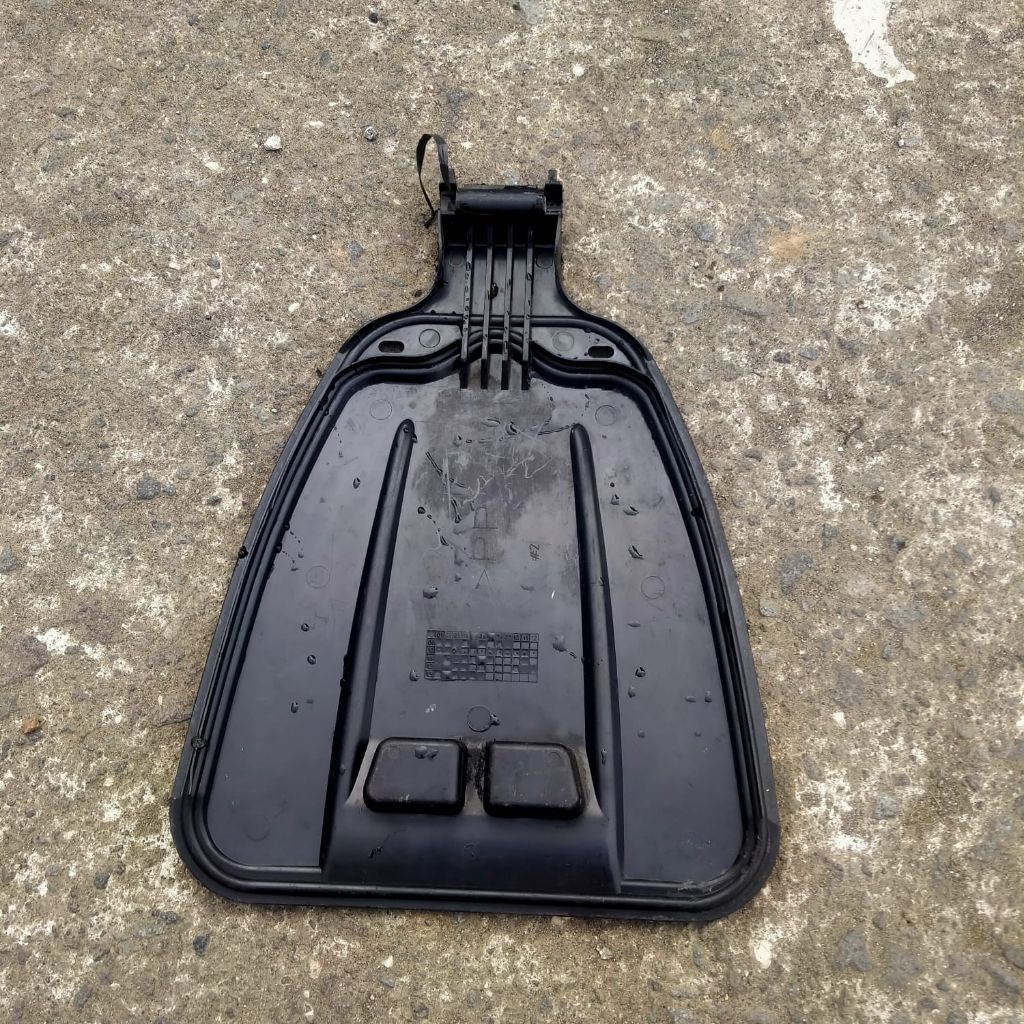 TUTUP BAGASI COVER TOOLBOX BAGASI YAMAHA JUPITER Z ROBOT JUPITER Z1 ORIGINAL