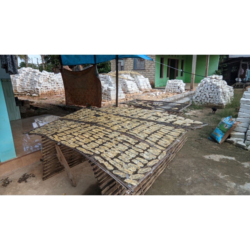 

Kripik Tette/Kripik Singkong Khas Madura