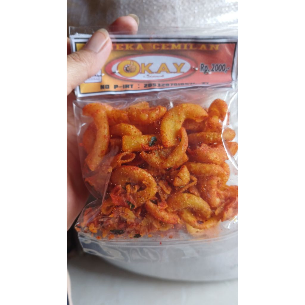

Makaroni pedas gurih Rp 2000, isi 5pcs