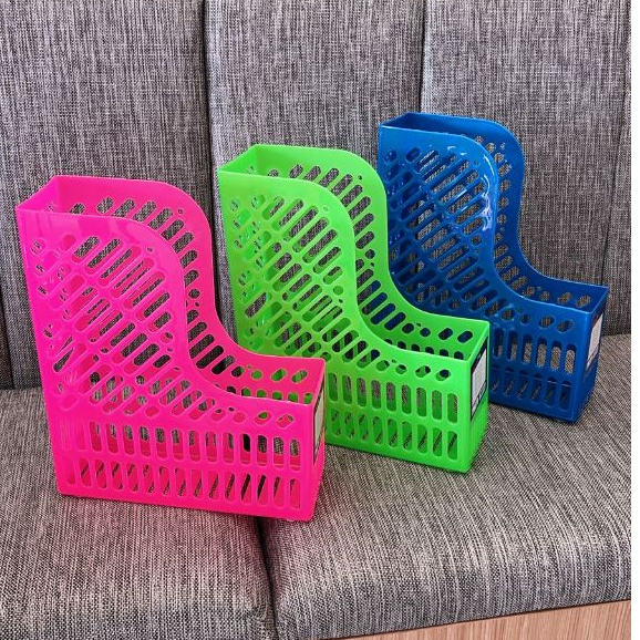 

Enter Box File Plastik Folio / Box Buku Plastik Per Pcs Warna Random