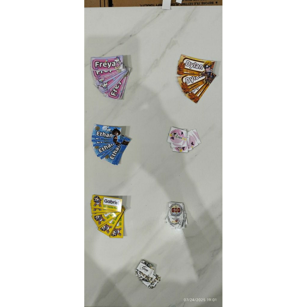 

Stiker nama ukuran 2.2x5cm (10biji) buku pelajaran buku tulis sekolah