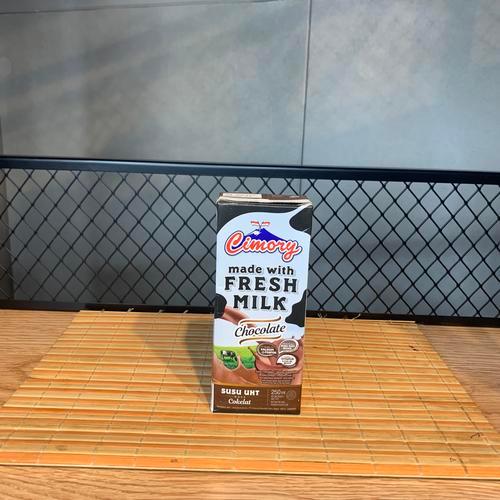 

Cimory UHT Chocolate 250ml/karton