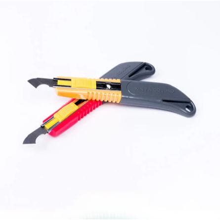 

Pisau Cutter Cater Pemes Pemotong Plastik Mika Acrylik Akrilik Super Tajam Lipat Portable