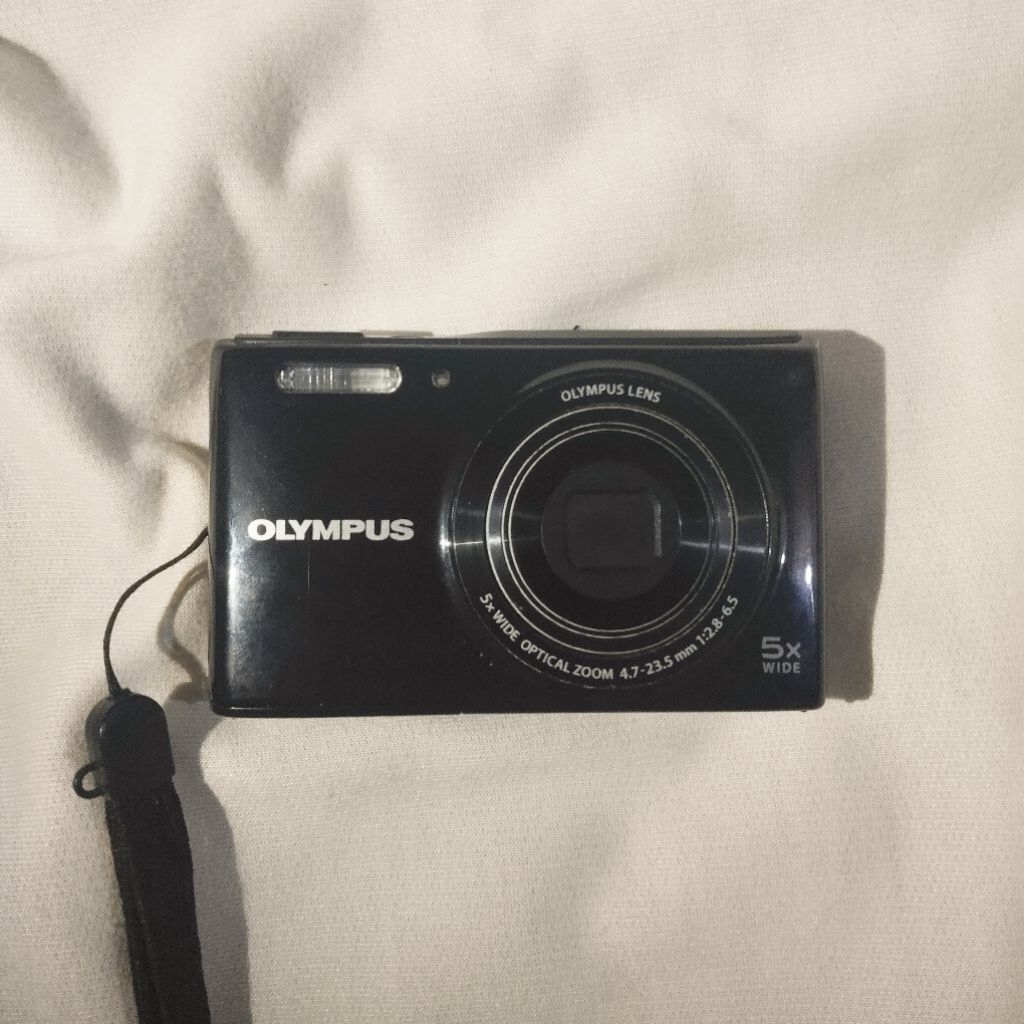 Kamera Digital (Digicam) Olympus Stylus VG-180 kondisi seadanya