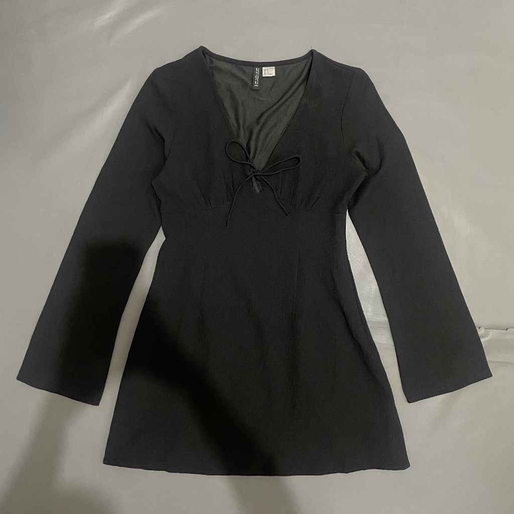 DEWASA C046 (HNM ORI, PRELOVED) Dress Mini Tunik Pendek V Neck Dada Ikat Tali Tangan Panjang Bahan S