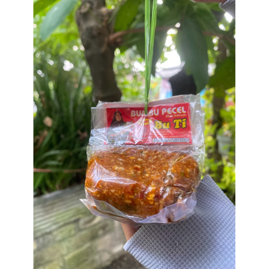 

Bumbu Pecel Pedas Bu Ti ( 1 Pcs )