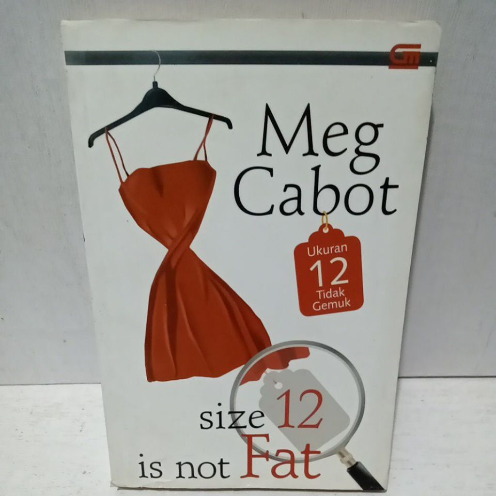 Buku Original SIZE 12 IS NOT FAT - MEG CABOT
