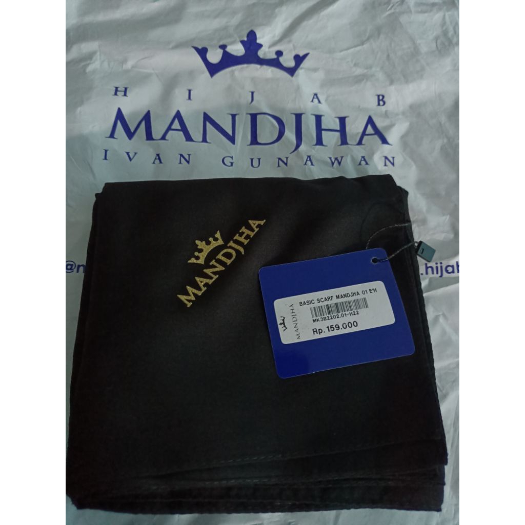 Mandjha Polos Hijab Ivan Gunawan Scarf Original Black Hitam Pekat Kode 01,Produksi Navy,Blue,Green,R