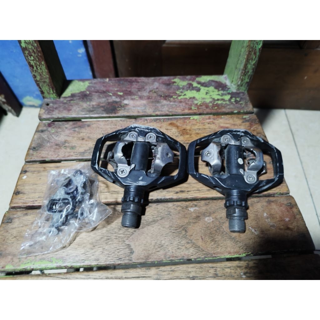 Pedal cleat Mtb Shimano PD530 + tapal Cleat