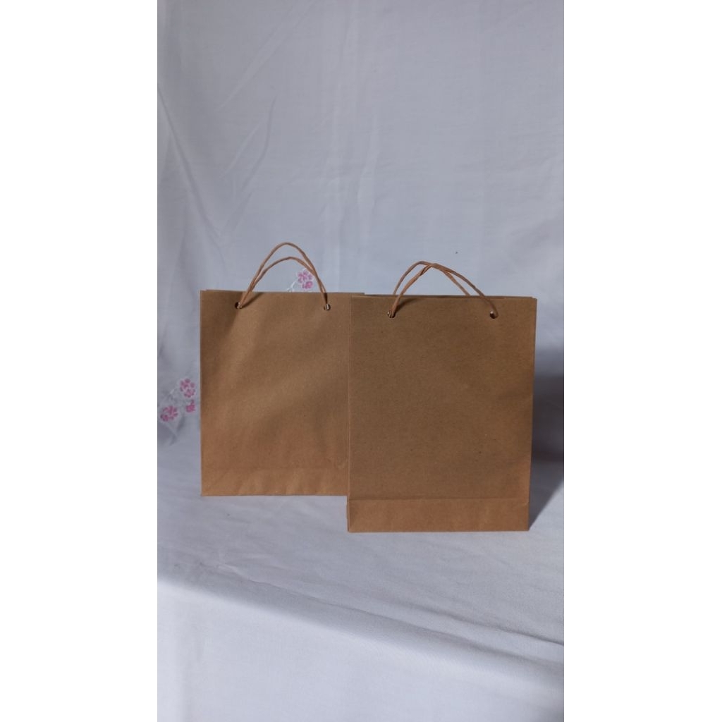 

(ISI 50PCS)PAPER BAG/TAS KERTAS/TAS SOVENIR UKURAN KECIL POLOS 18CM X 14CM X 5CM