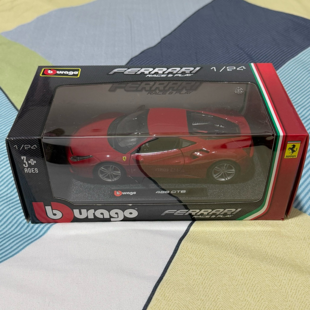 bburago ferrari 488 gtb skala 1/24 diecast