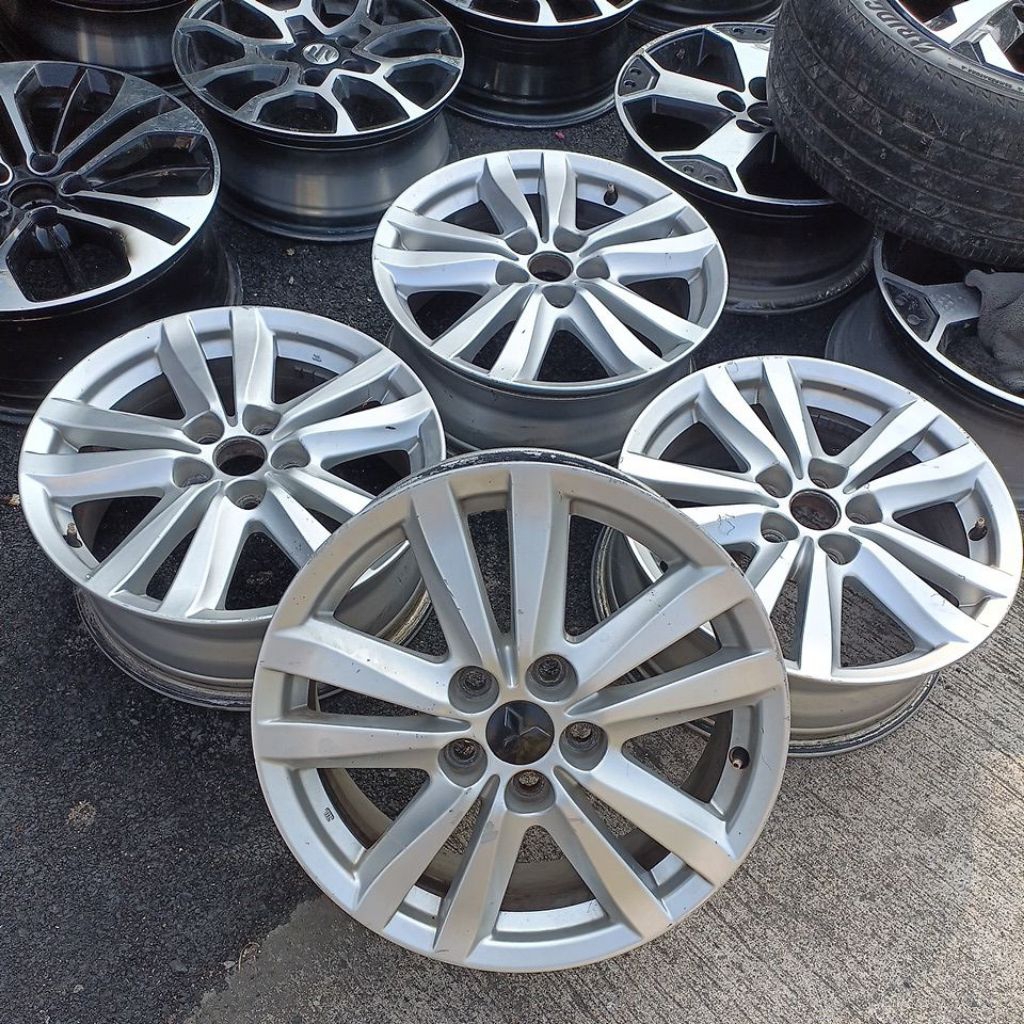 velg original oem Mitsubishi Outlander