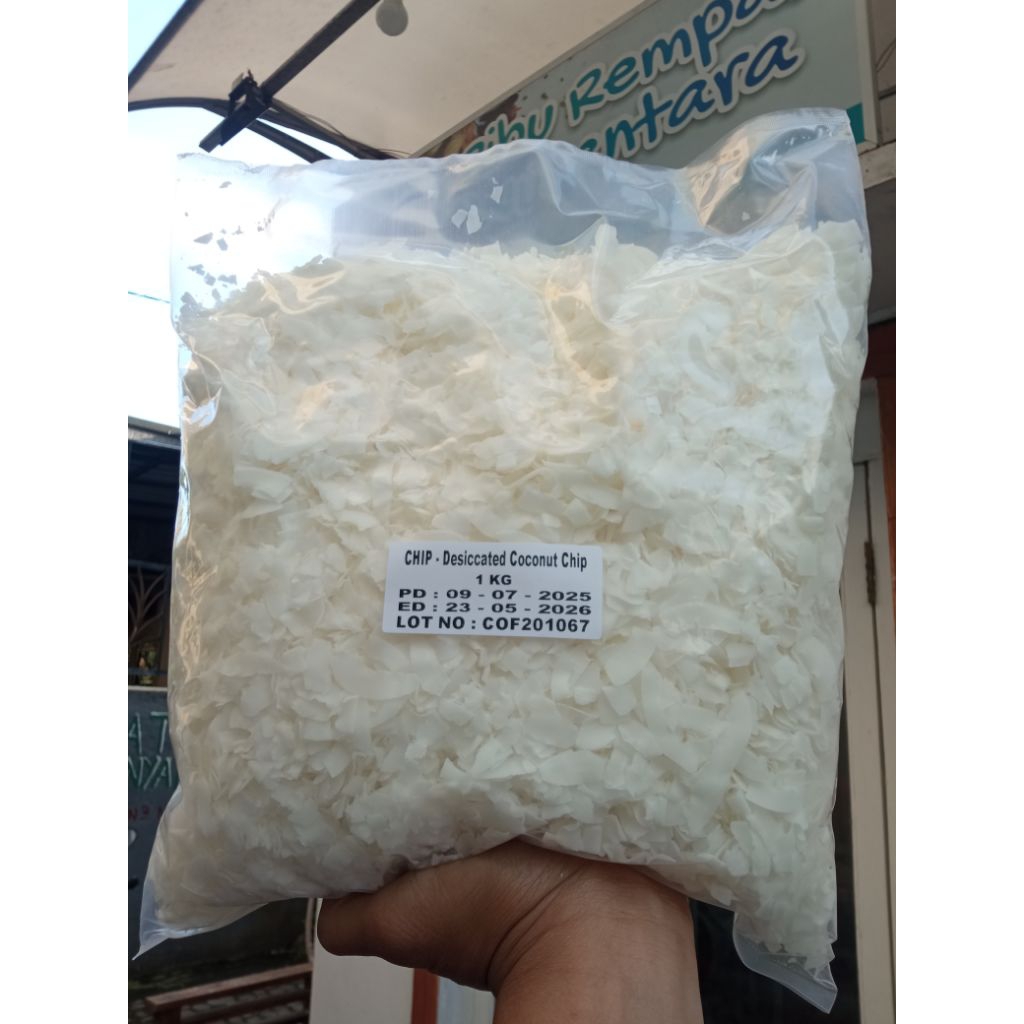 

1kg Dried Coconut Flakes / 1kg Desiccated Coconut Chip / 1kg Daging Kelapa Kering