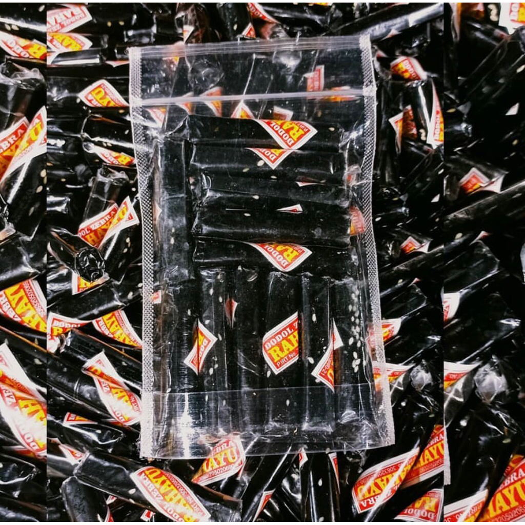 

Dodol Ketan Hitam Legit 1kg | Dodol Oleh-Oleh Asli Garut - Halus, Manis, Halal