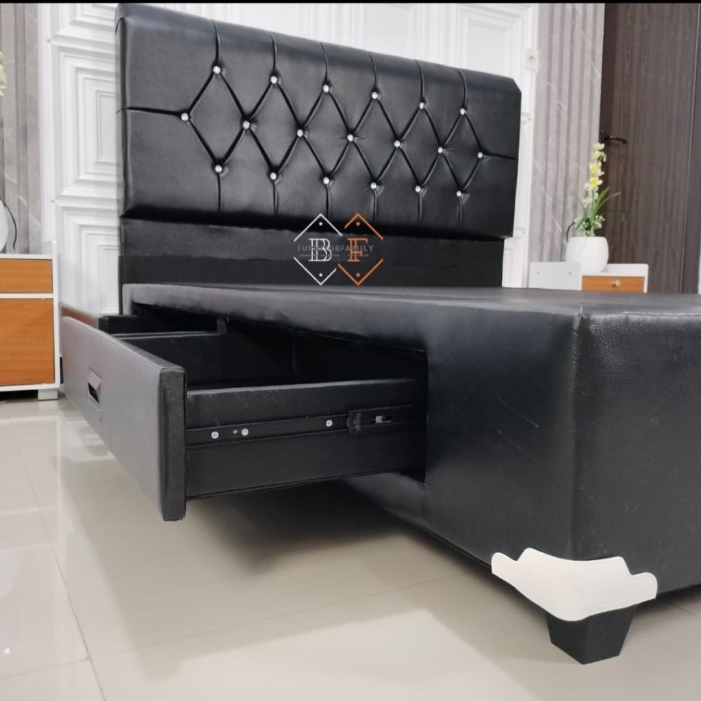 Divan sandaran / Dipan sandaran tempat tidur model laci / Divan Laci