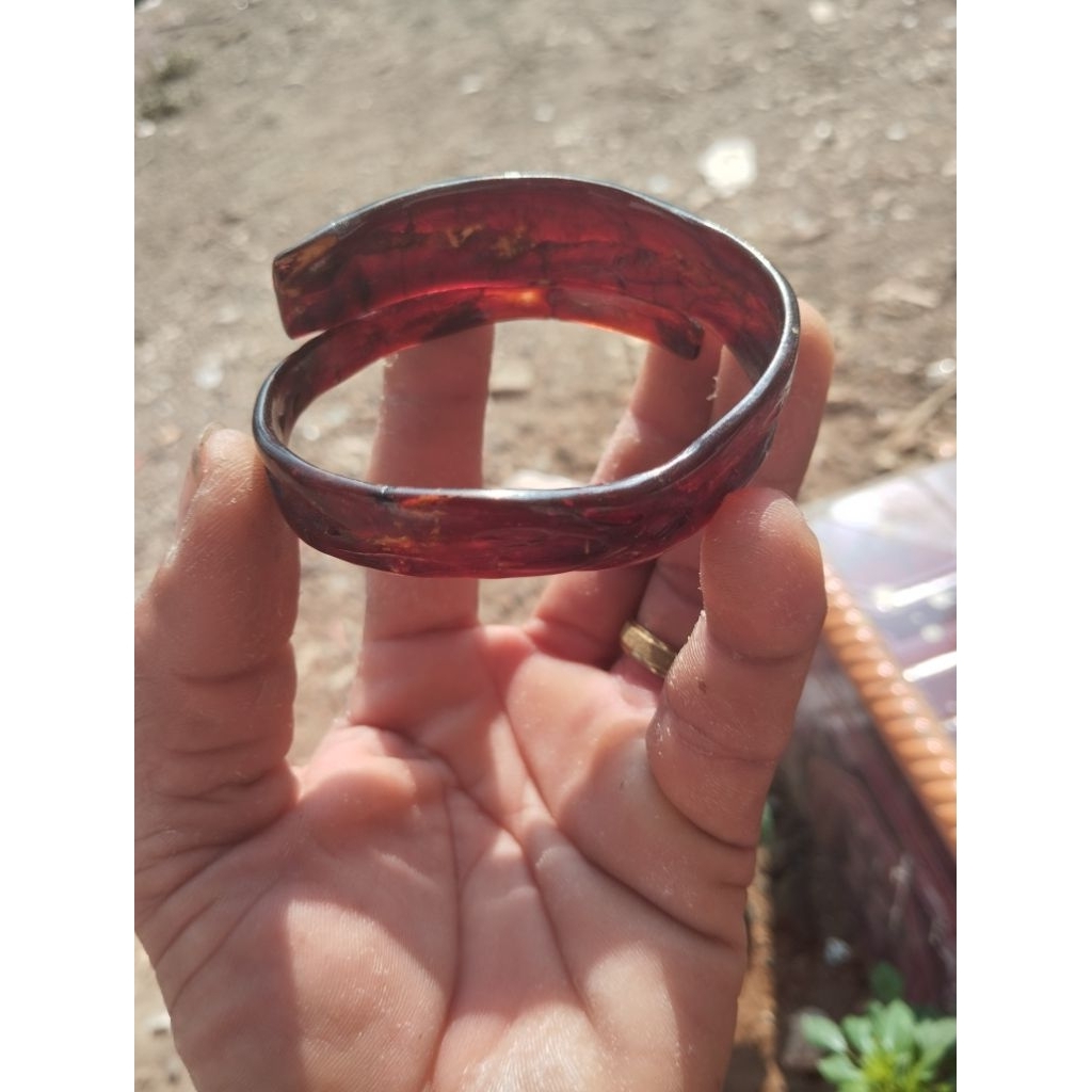 akar bahar merah kristal