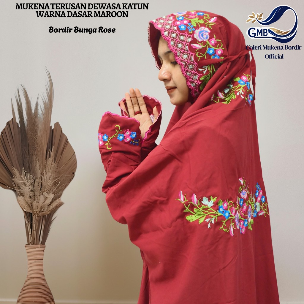 Mukena Terusan Dewasa Bahan Katun Polino Kain Dasar Warna Maroon Motif Bordir Bunga Rose