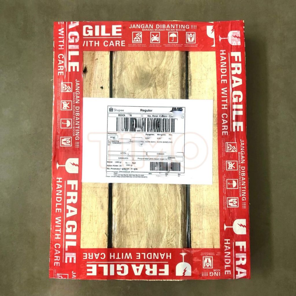 

Packing Kayu + Polyfoam + Bubble Wrap untuk Jendela atau Kaca: Luar Kota