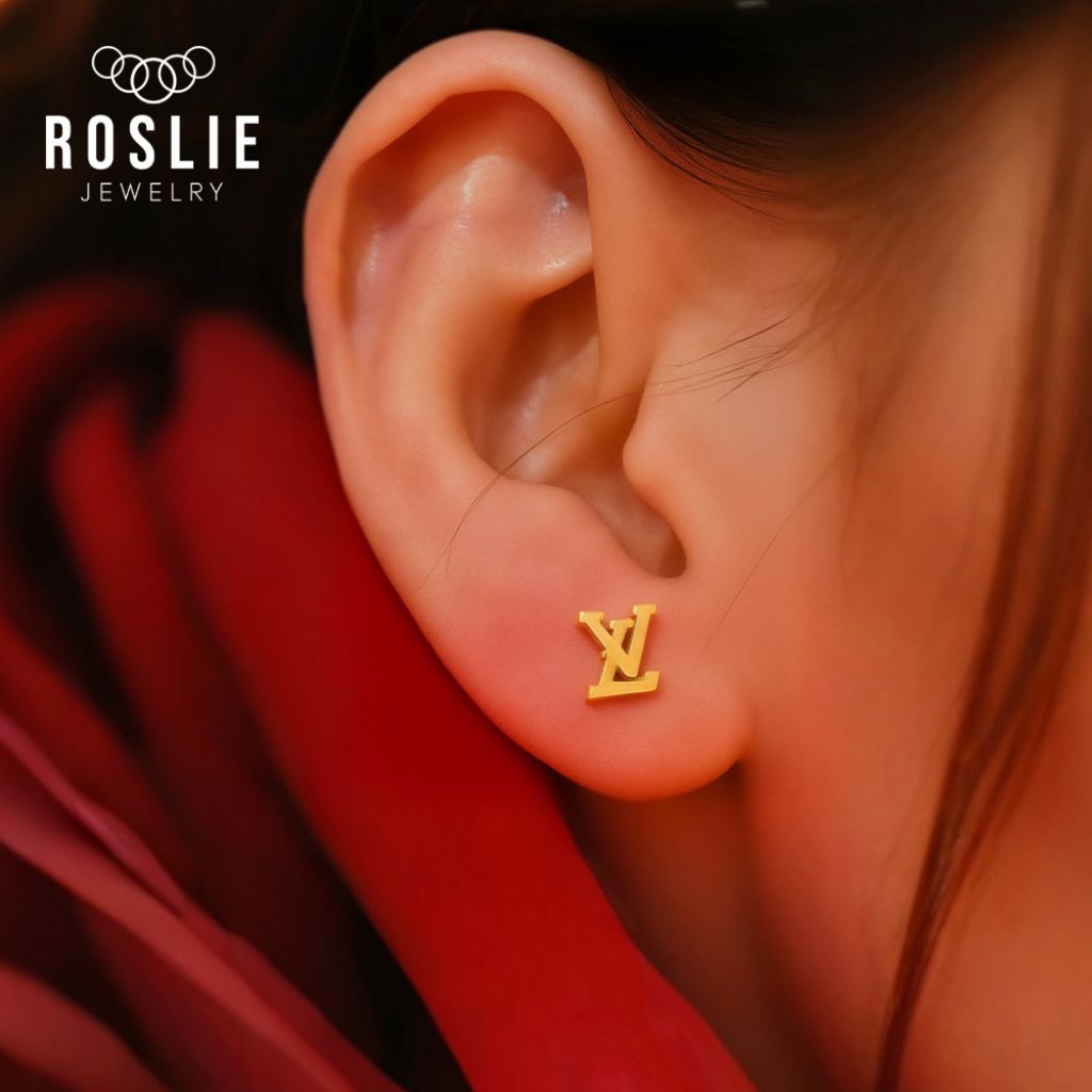 Anting Tusuk Motif LV Titanium Anti Karat - Roslie Jewelry