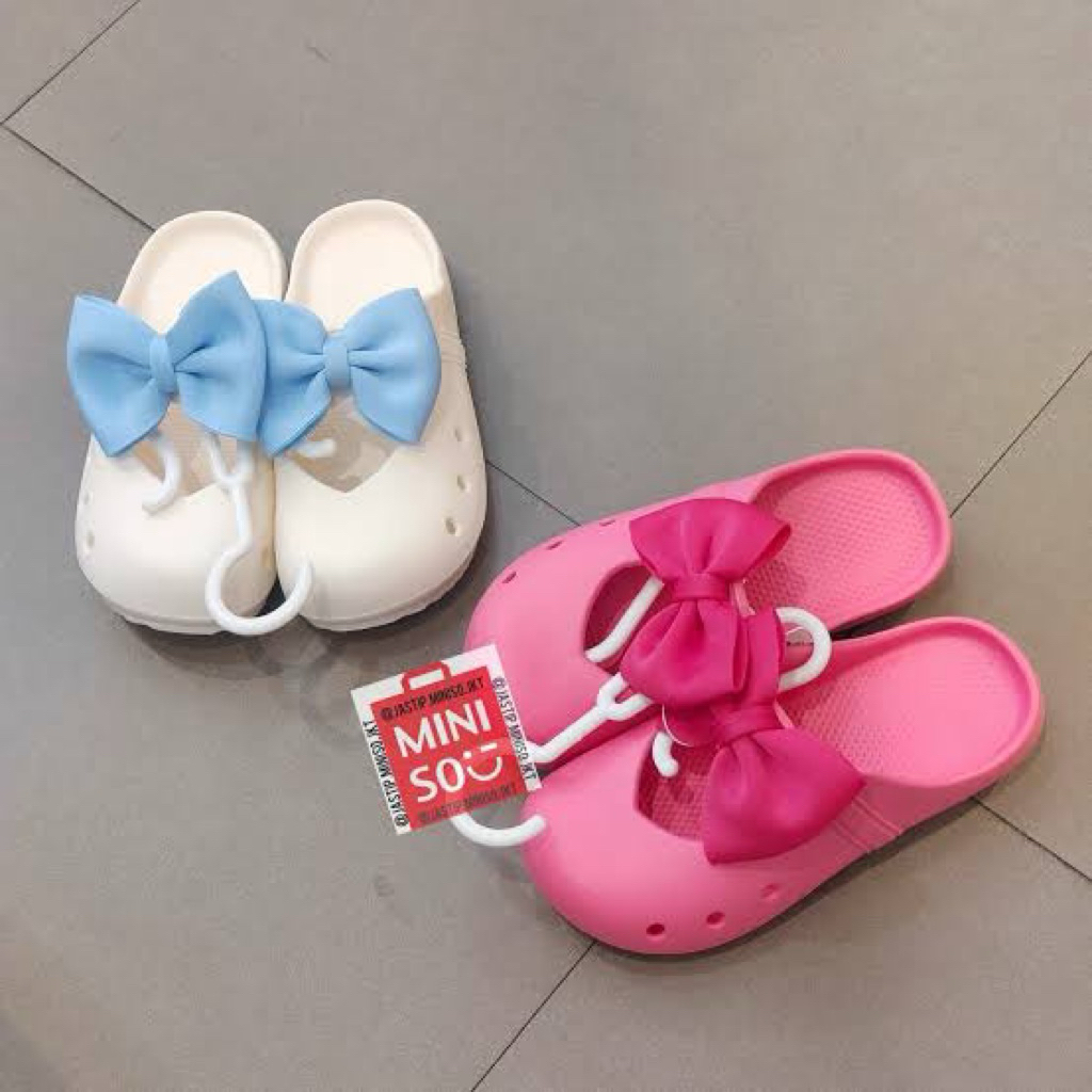 Miniso Clogs Bow / Slipper sandal crocs alas kaki