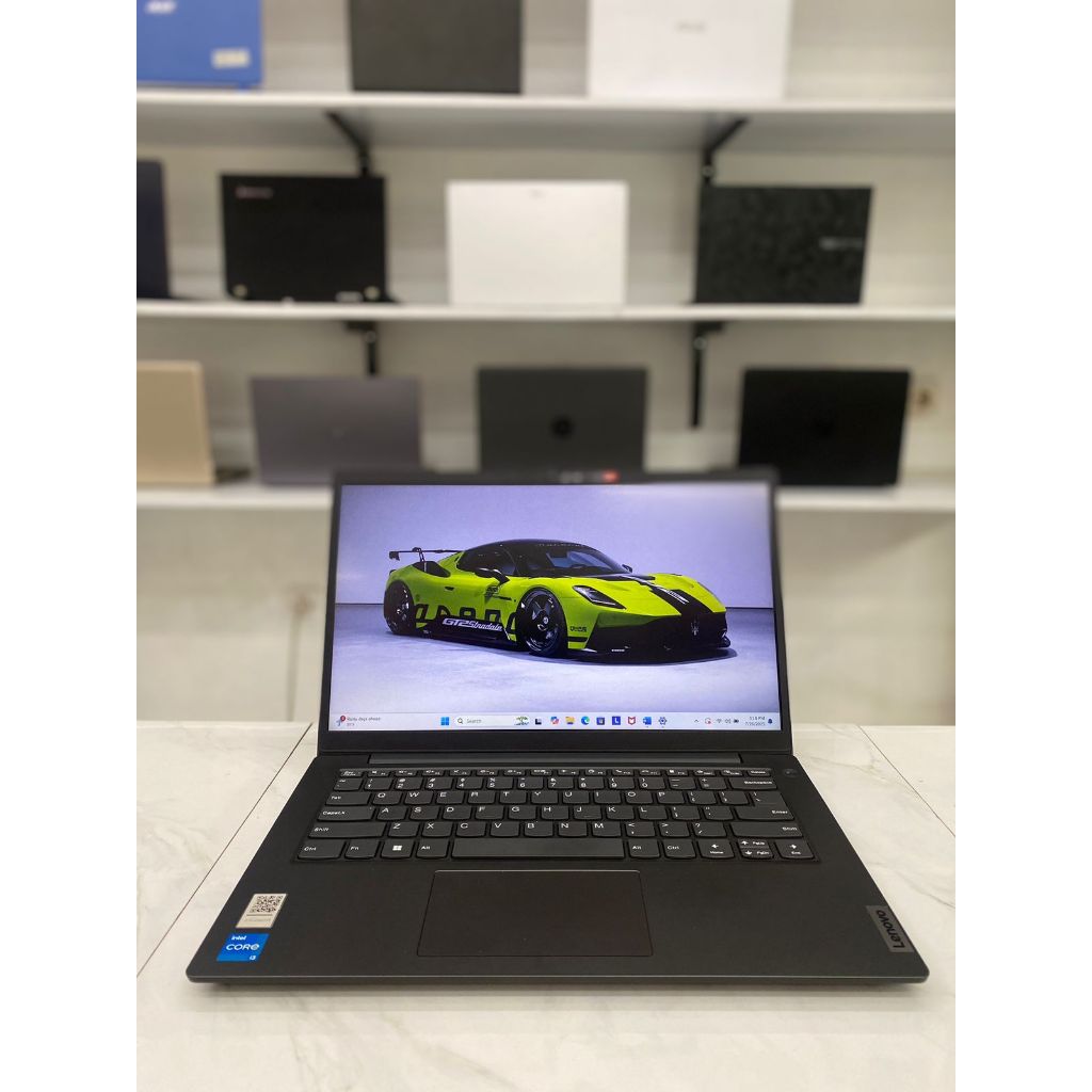LENOVO V14 G3|APINTE CORE I3-1215U RAM 8 GB SSD 256 GB