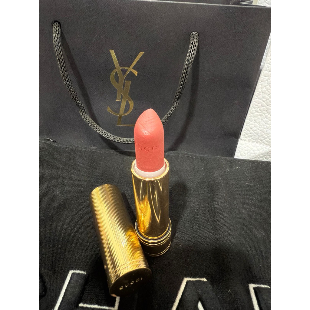 lipstick gucci preloved
