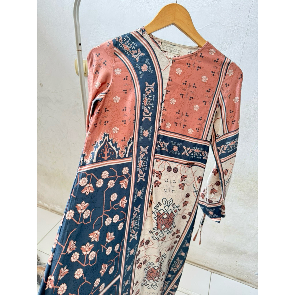 Preloved Agnia Dress by Wearing Klamby