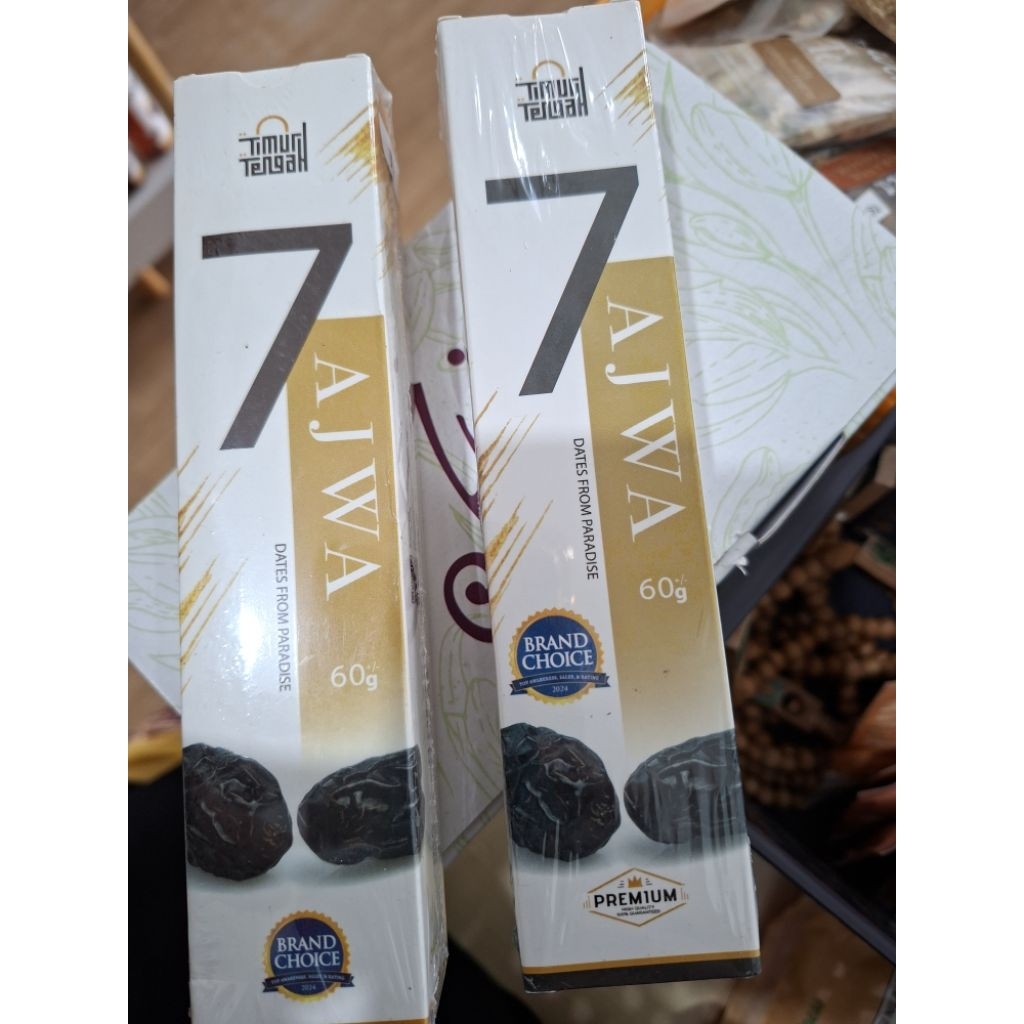 

kurma Ajwa tujuh butir; kurma ajwa kesukaan Nabi