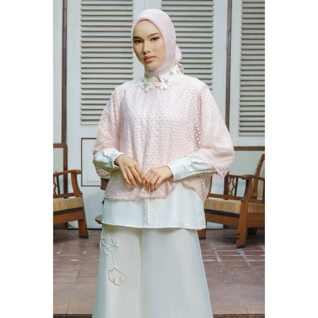 Jenna and Kaia - Ivy Top