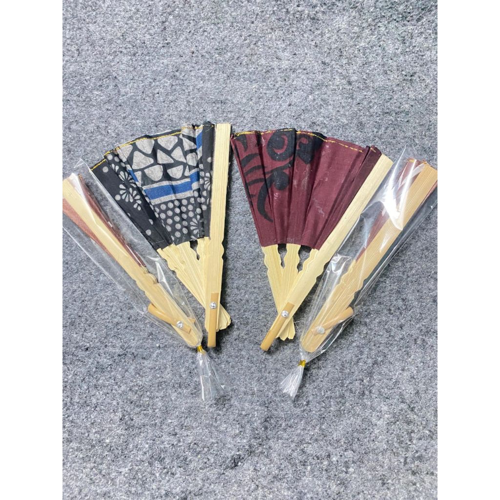 kipas batik sedang isi 50 pcs