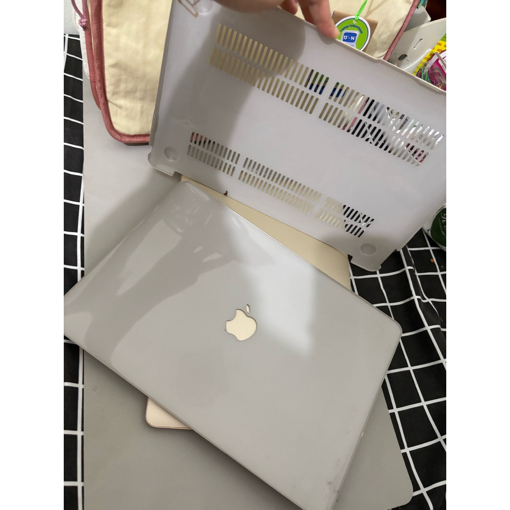 preloved case macbok air m1
