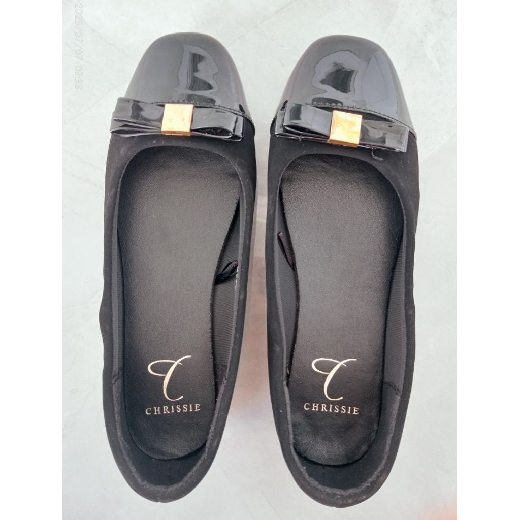 flat shoes chrissie size 37