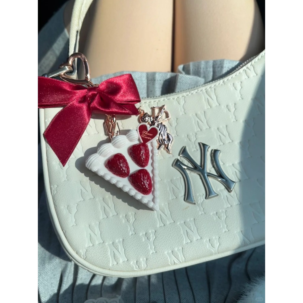 [FAST PO] Flower Knows Strawberry Cupid Solid Perfume – Parfum Padat Wanita Tahan Lama Aroma Manis &