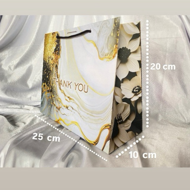 

Paperbag motif uk. 25x10x20 ( 1 pack isi 12 pcs)