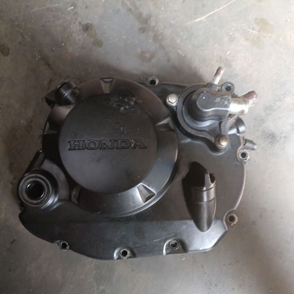 Satu Set Block Oli ,Bak Oli Kanan ,CBR 150 LED , Bekas,Original Lepasan Motor