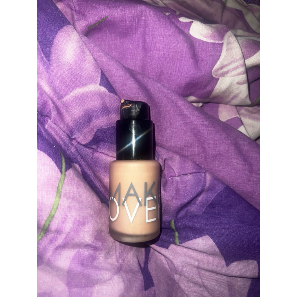 PRELOVED Likuid Matte Foundation MAKEOVER SHADE AMBER ROSE